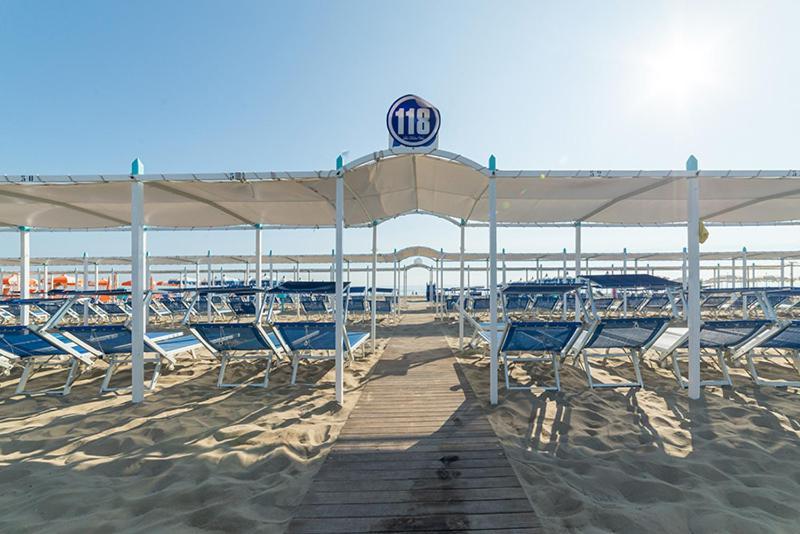 Hotel Diplomatic Ριτσόνε Εξωτερικό φωτογραφία