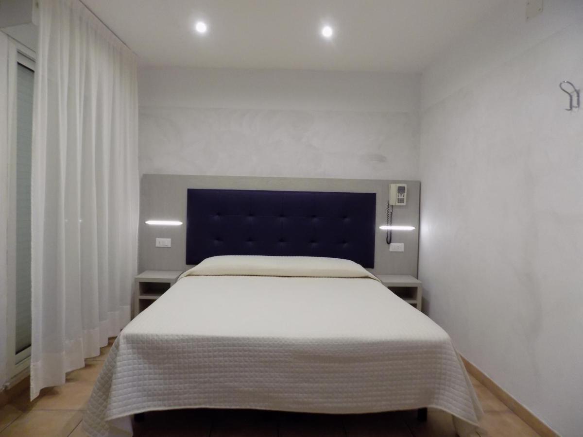 Hotel Diplomatic Ριτσόνε Εξωτερικό φωτογραφία