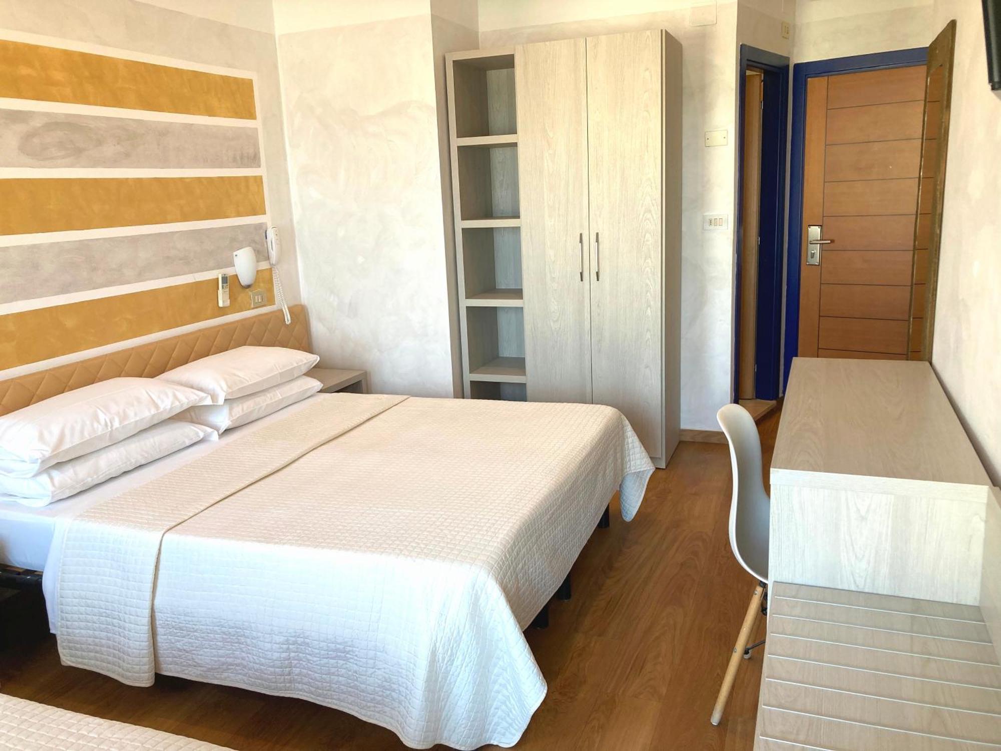 Hotel Diplomatic Ριτσόνε Εξωτερικό φωτογραφία