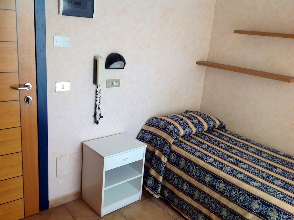 Hotel Diplomatic Ριτσόνε Δωμάτιο φωτογραφία