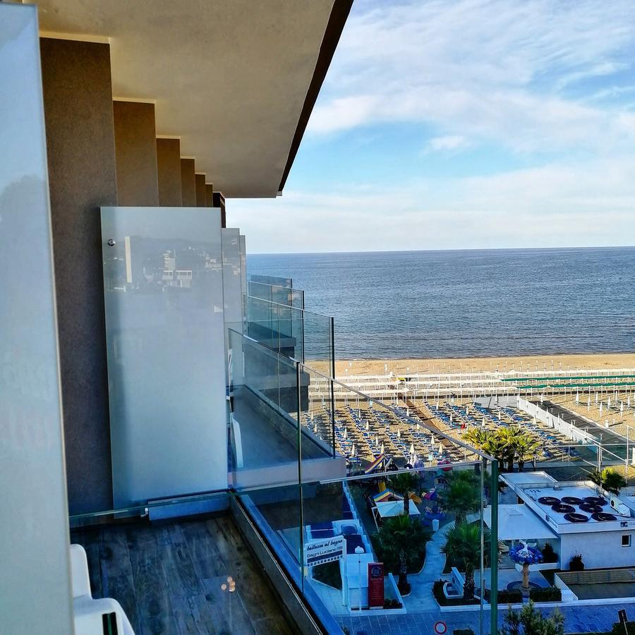 Hotel Diplomatic Ριτσόνε Εξωτερικό φωτογραφία